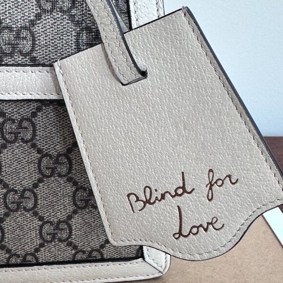 Faux Pearl Queen Margaret - Picture 11 of 16